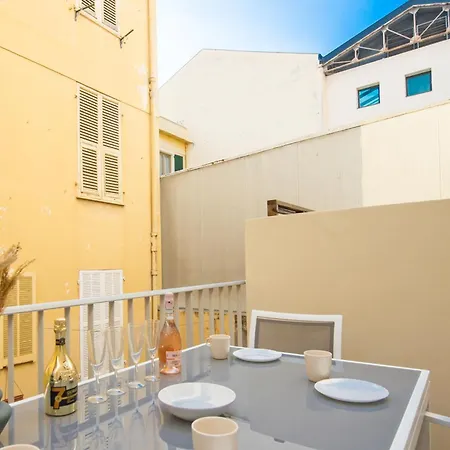 5mn Monaco - Luxueux - Bt Apartmán