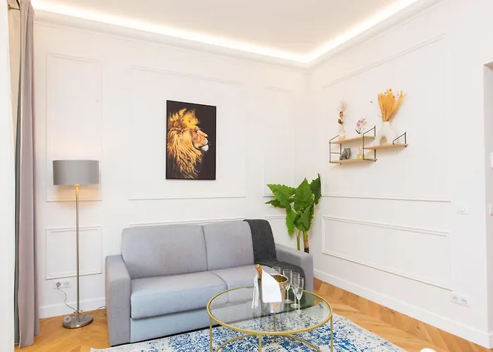 5mn Monaco - Luxueux - Bt Apartmán